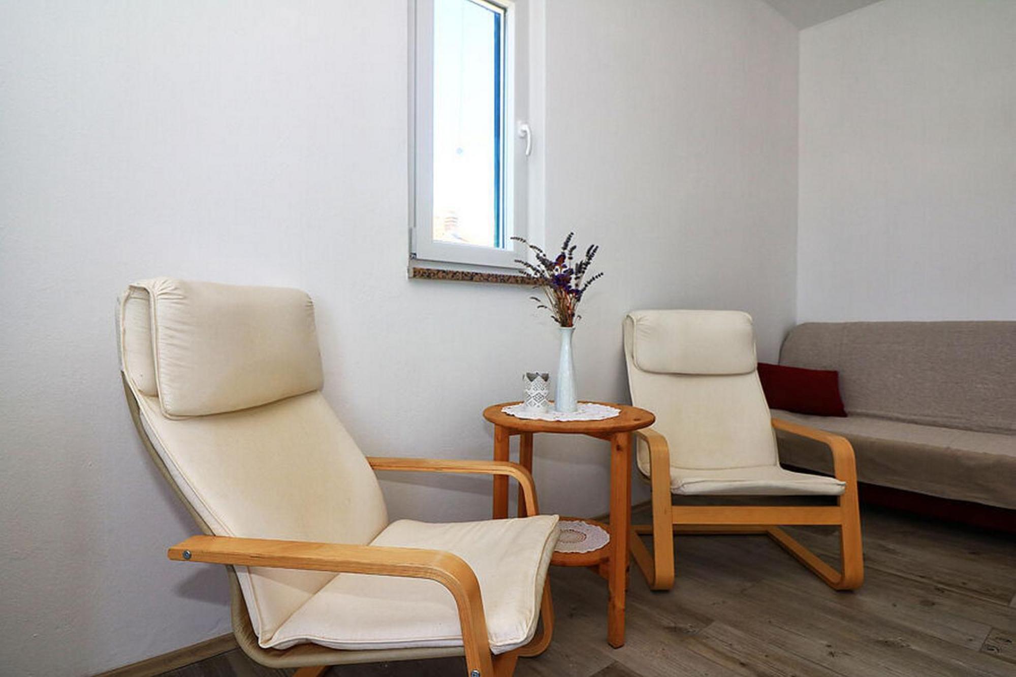 Apartments Mili - Near The Sea And The Centar Of Place Betina  Ngoại thất bức ảnh